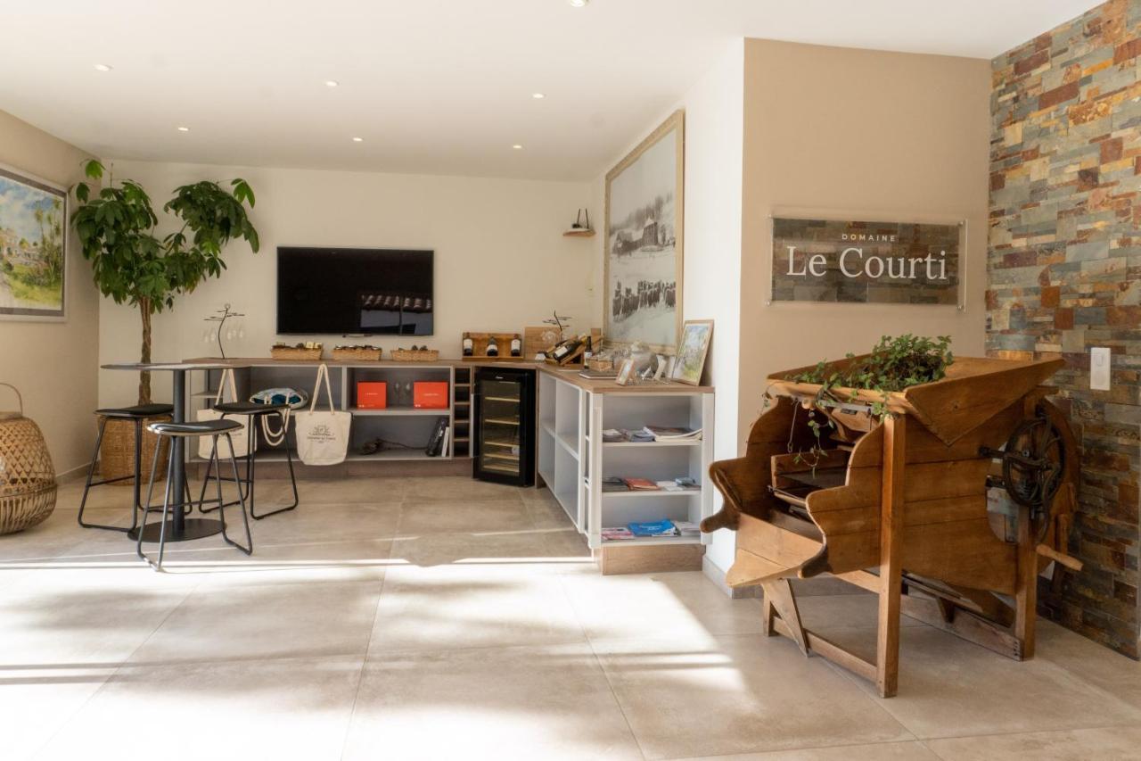 Domaine Le Courti - Adult Only Hotell Le Barcarès Exteriör bild
